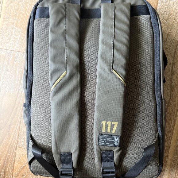 Hex x Halo Spartan Pro Tech Backpack Bag - Limited Edition Olive - Picture 6 of 9